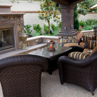 Outdoor Living Area Finishing Touch Design