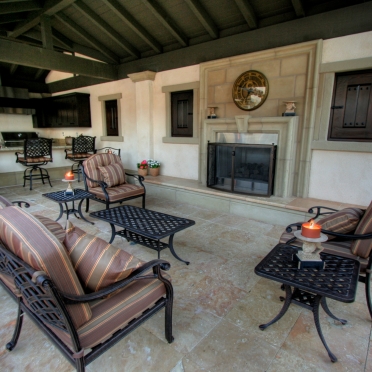 Outdoor Living Area Finishing Touch Design