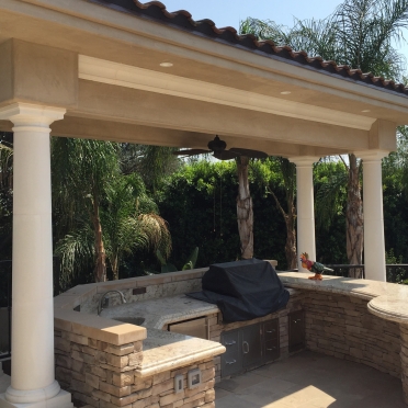 Custom Built in BBQ with Patio Cover