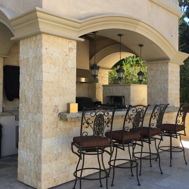 Outdoor Kitchen with Bar