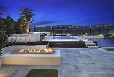 Outdoor Fireplaces & Fire Pits