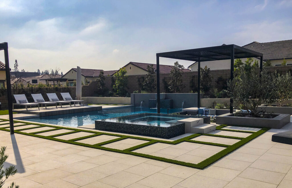 modern pool, luxury pools, pool design, california pools
